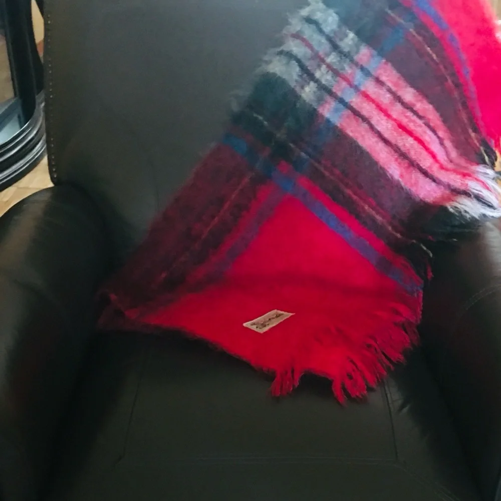 Vintage Glen Cree Scottish Mohair Blanket Red Green Tartan Plaid Throw 52”x78”